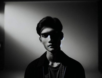 Comment utiliser le contraste pour une séduction efficace: techniques de persuasion psychologique